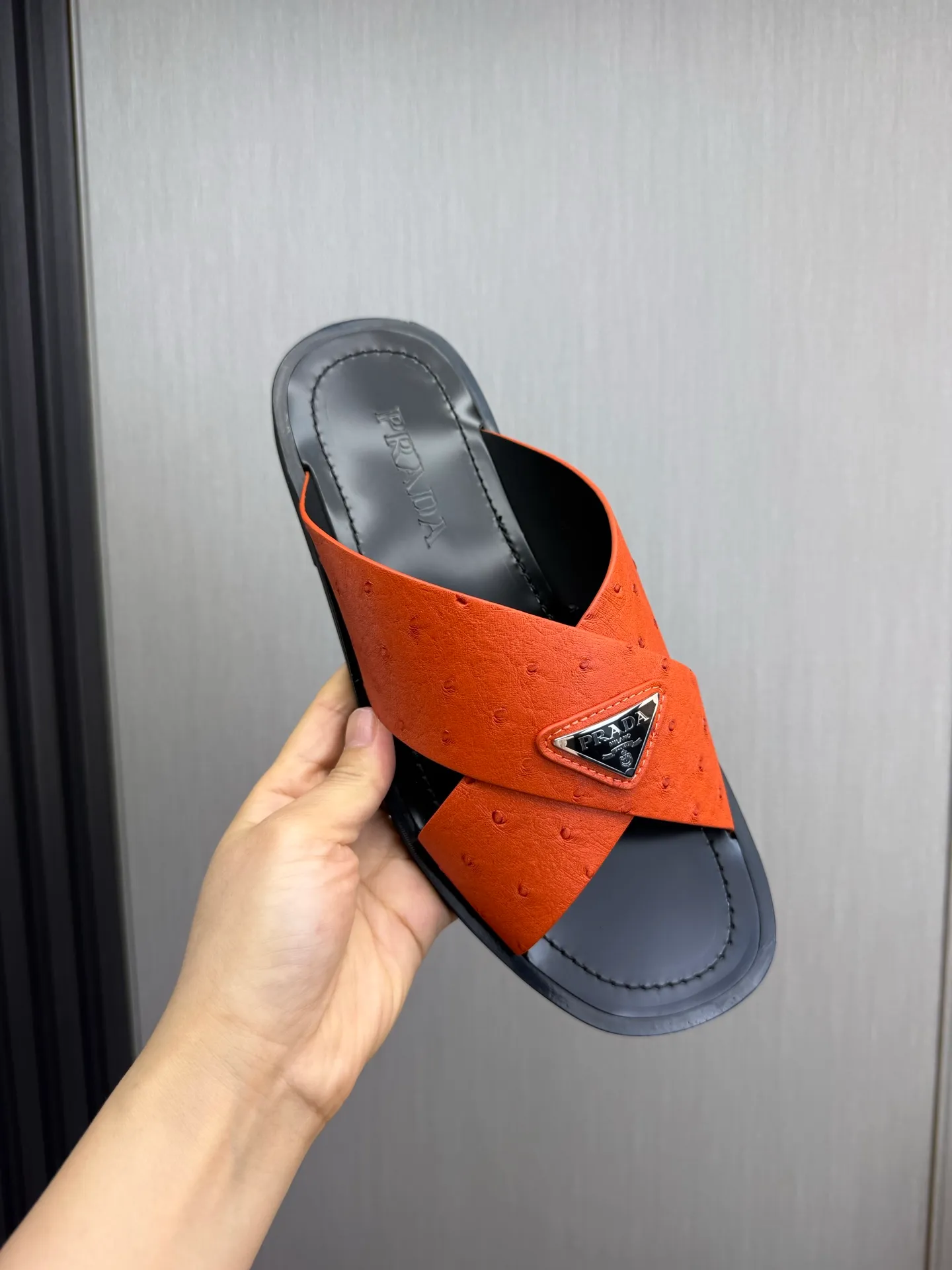 Factory price 340💰 ＰＲＡＤＡPrada - popular men's slippers hot sale 🔥 🩴Official website one to one production 38-45 sizes 45 46 🉑️Customized!